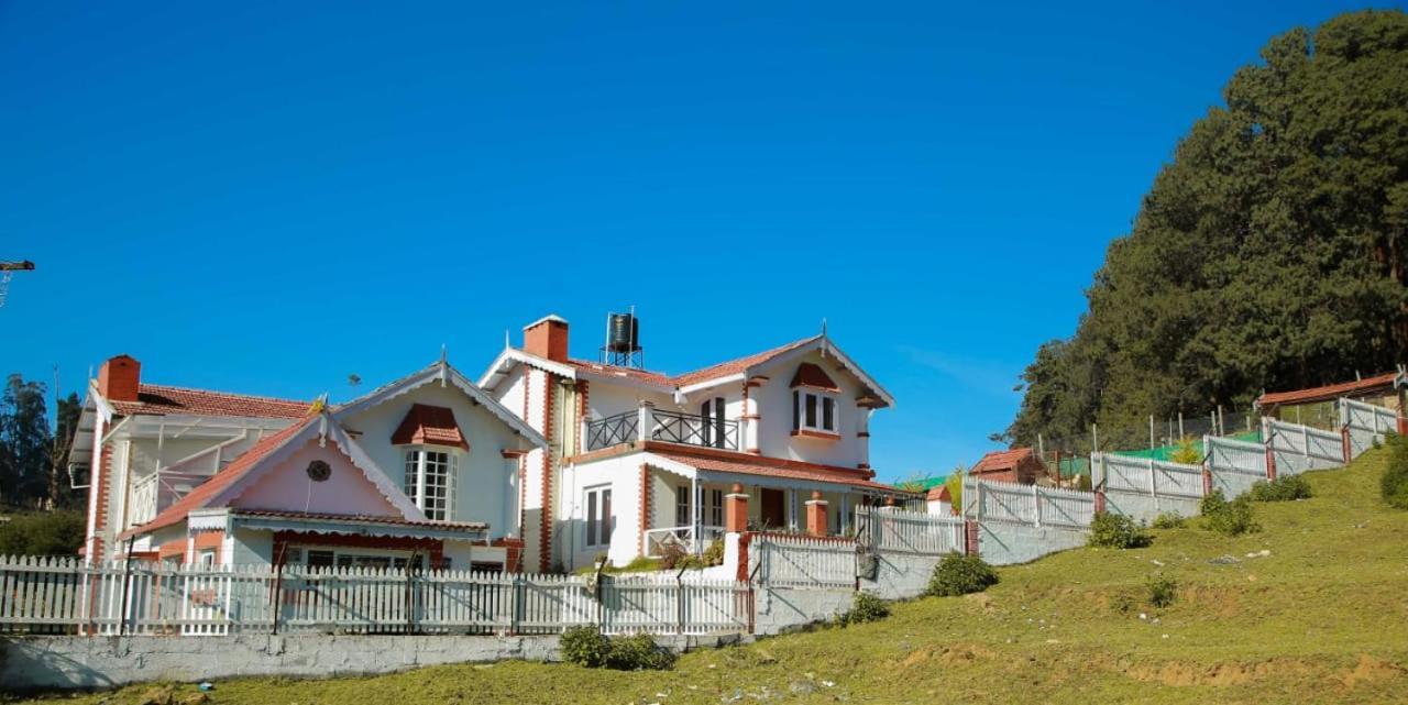 Pine View Stay Ooty Exterior foto